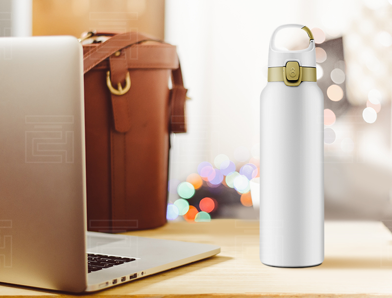 The Perfect Water Bottle for Office Women: A Perfect Blend of Style and Practicality